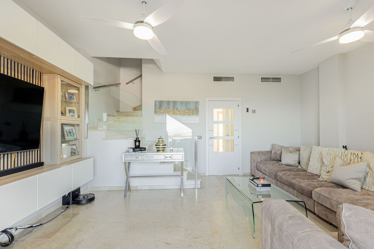 Se vende Adosada de 5 dormitorios en Costa Del Sol, Málaga, España