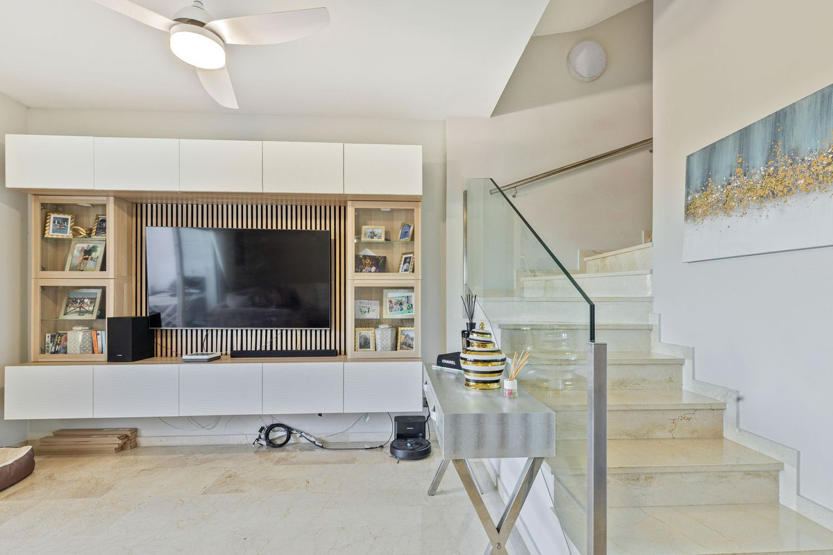 Se vende Adosada de 5 dormitorios en Costa Del Sol, Málaga, España
