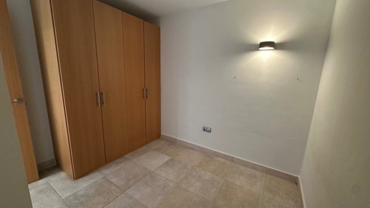 3 Bed Apartment for sale in Fuengirola Costa Del Sol, Málaga, Spain