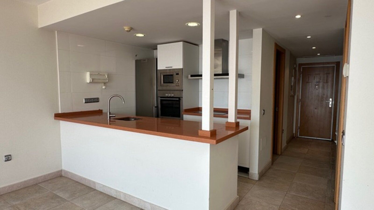 3 Bed Apartment for sale in Fuengirola Costa Del Sol, Málaga, Spain
