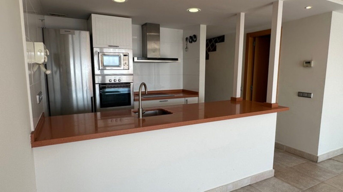 3 Bed Apartment for sale in Fuengirola Costa Del Sol, Málaga, Spain