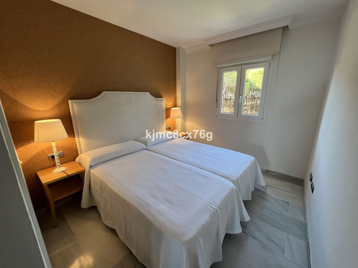 2 Bed Apartment for sale in Calahonda Costa Del Sol, Málaga, Spain