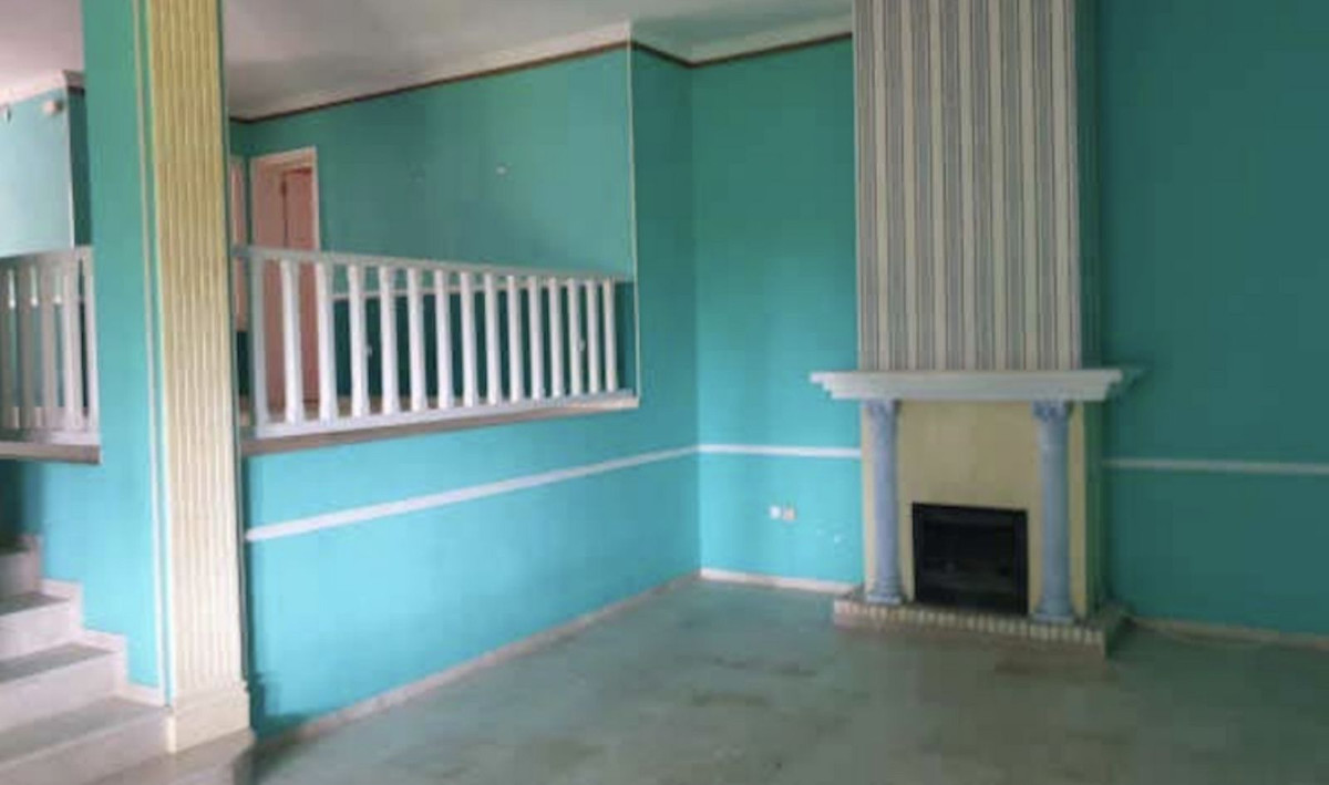 4 Bed Townhouse for sale in Manilva Costa Del Sol, Málaga, Spain