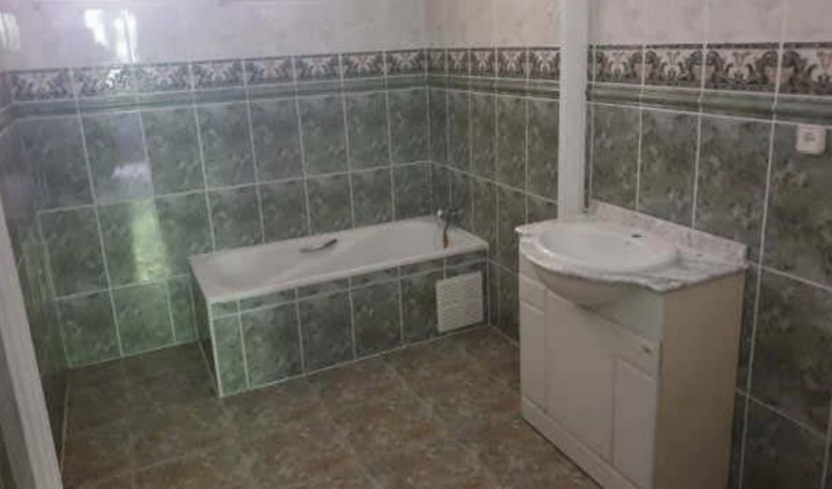 4 Bed Townhouse for sale in Manilva Costa Del Sol, Málaga, Spain