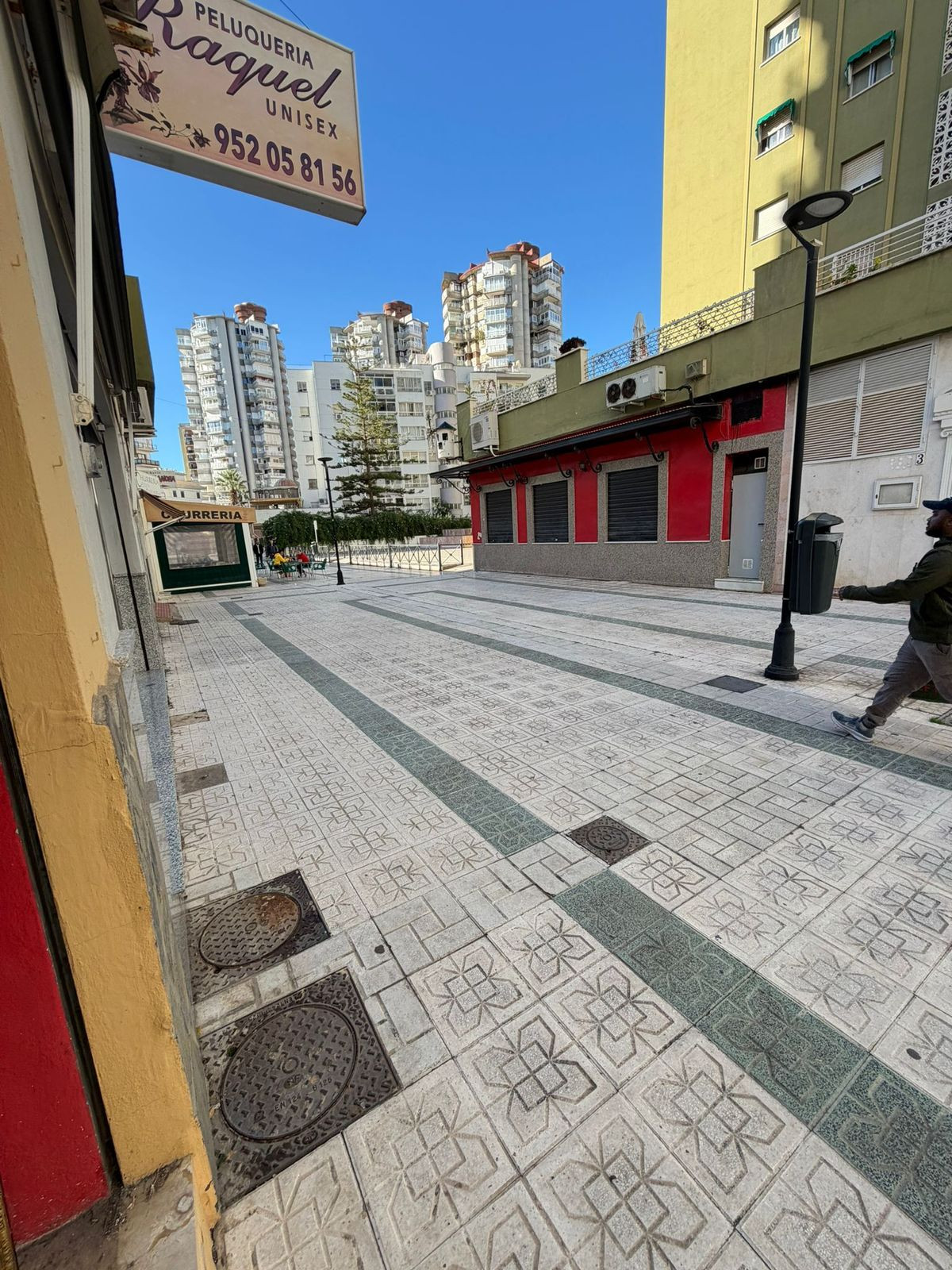 Se vende Local comercial de 4 dormitorios en Costa Del Sol, Málaga, España