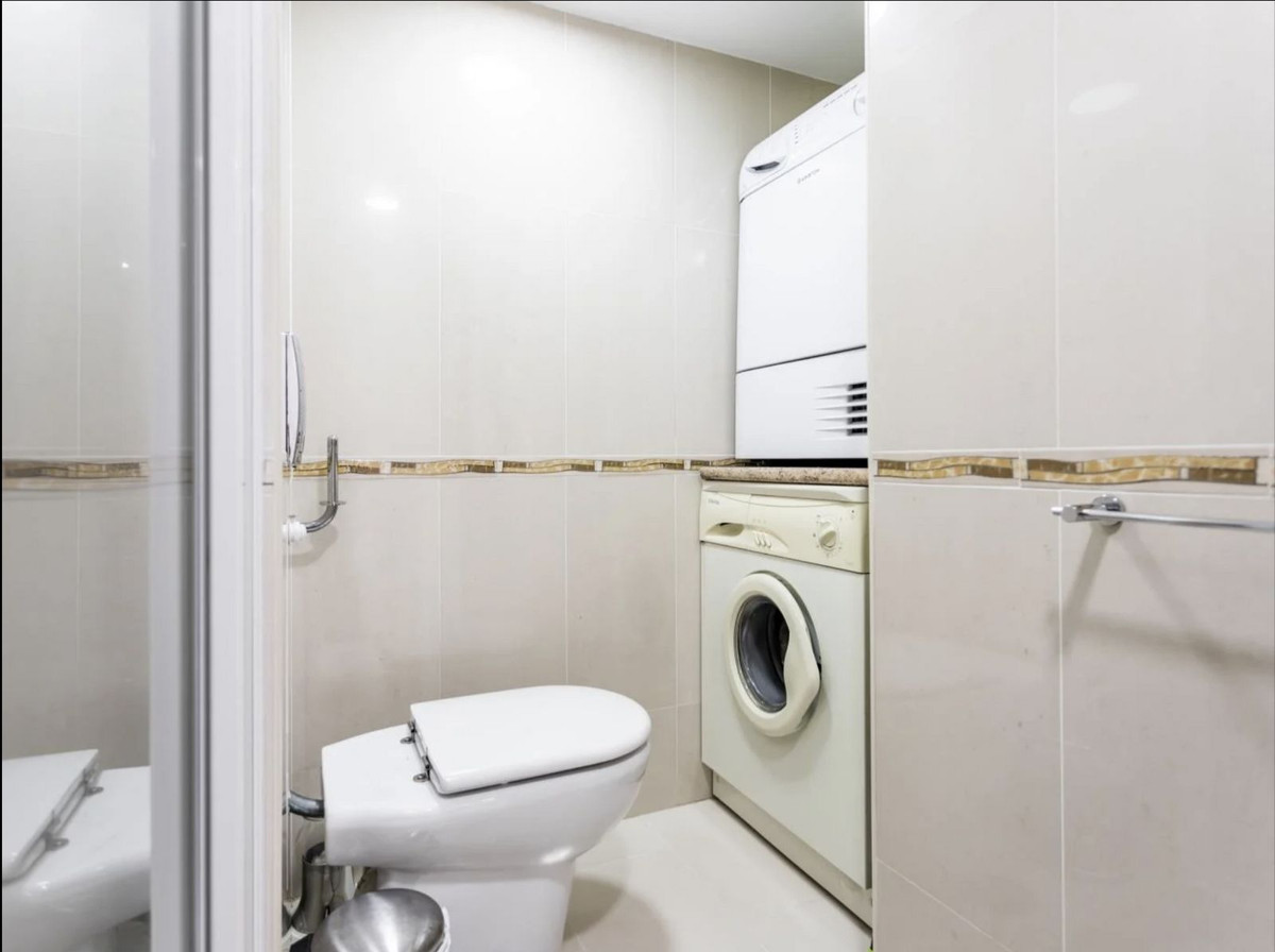 Se vende Estudio Planta Media  en Costa Del Sol, Málaga, España