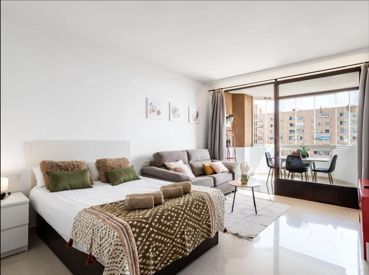 Se vende Estudio Planta Media  en Costa Del Sol, Málaga, España
