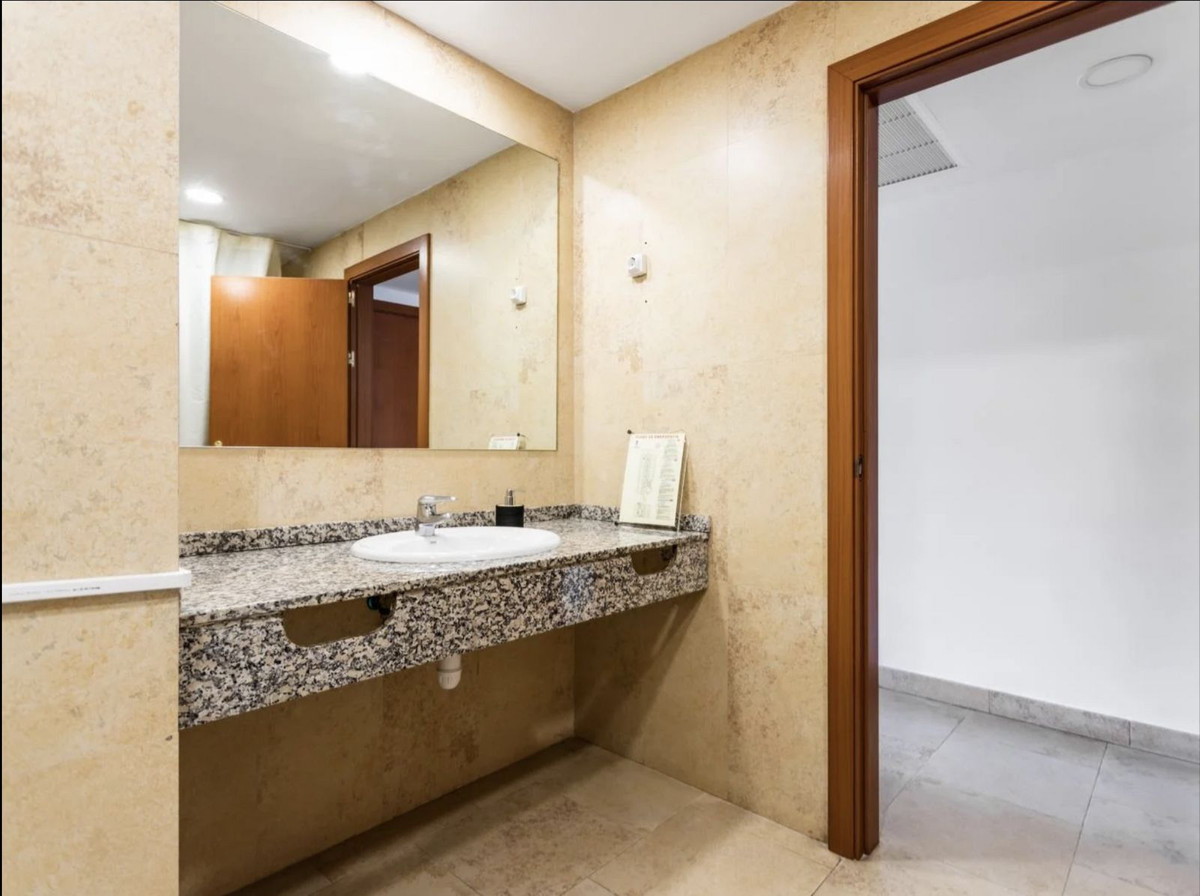Apartment for sale in Fuengirola Costa Del Sol, Málaga, Spain