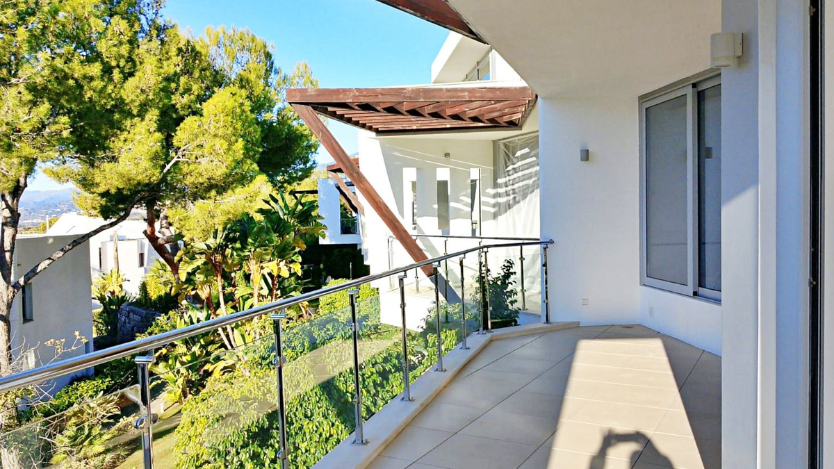 Se vende Pareada de 5 dormitorios en Costa Del Sol, Málaga, España