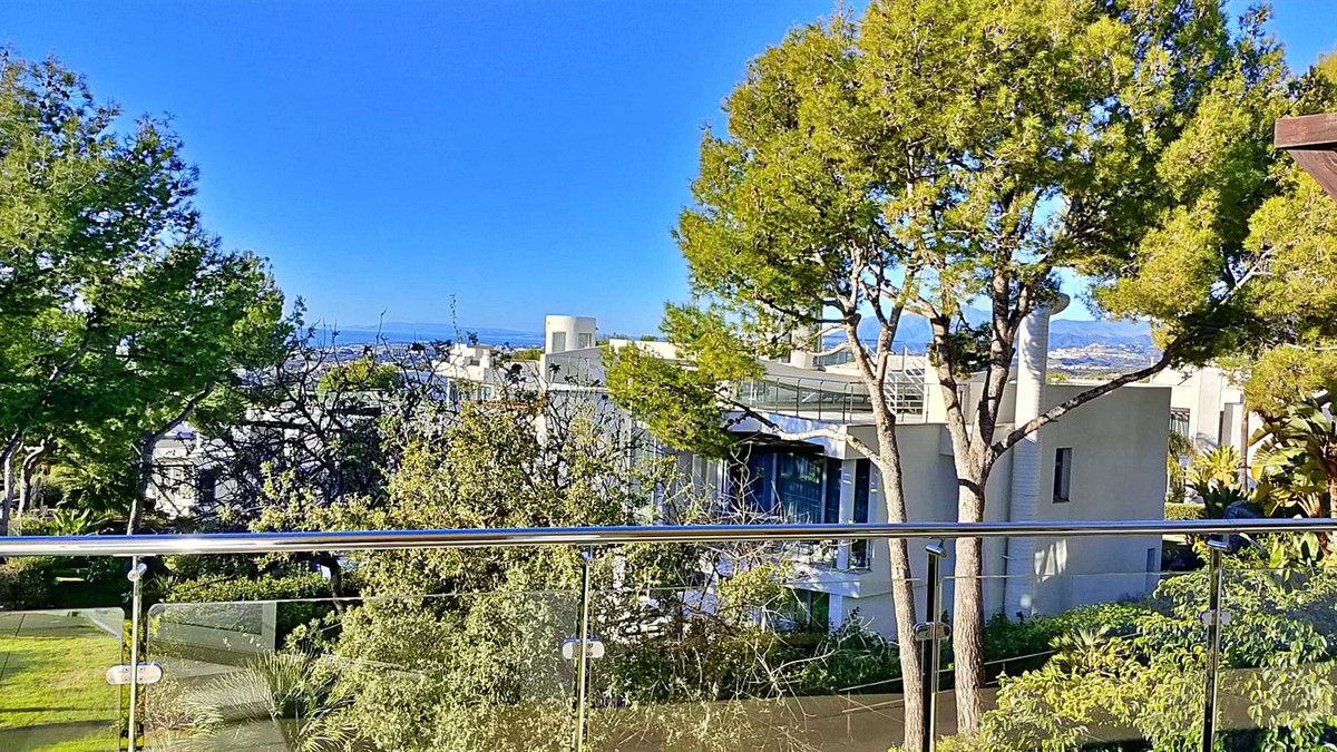 Se vende Pareada de 5 dormitorios en Costa Del Sol, Málaga, España