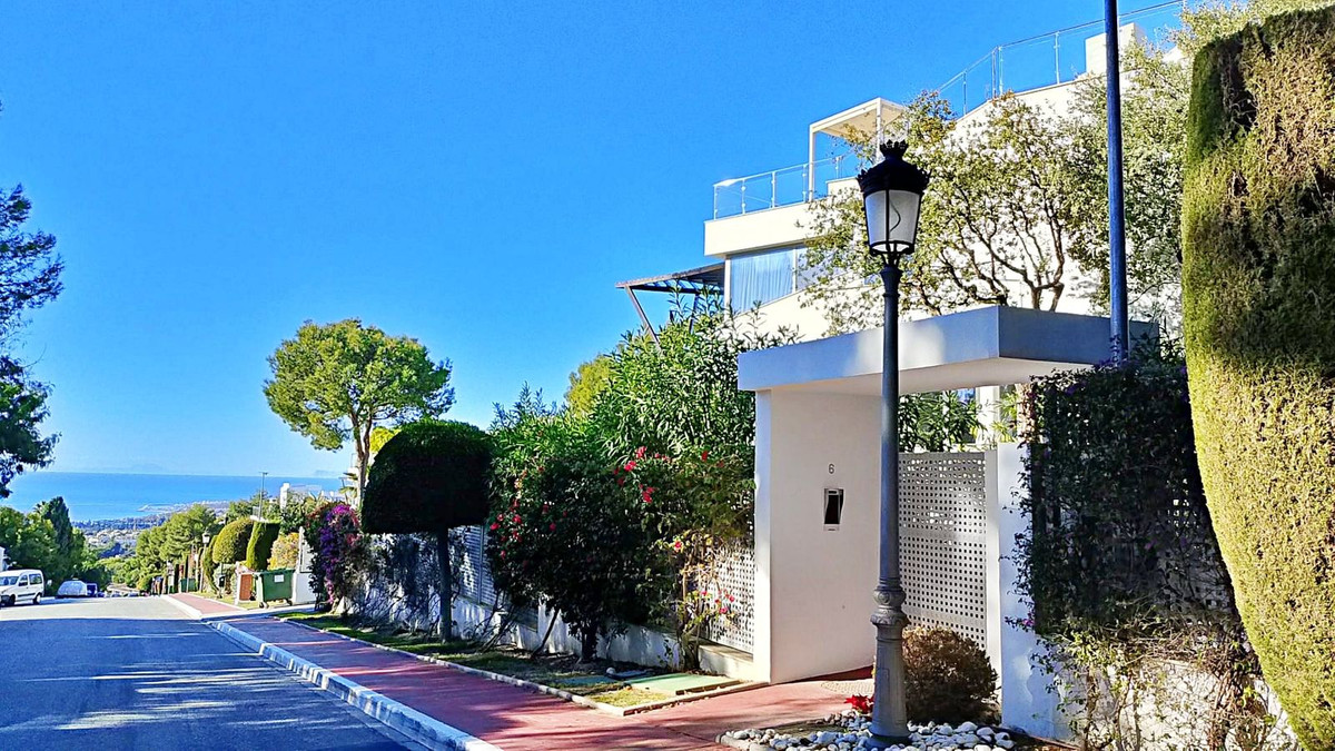 Se vende Pareada de 5 dormitorios en Costa Del Sol, Málaga, España