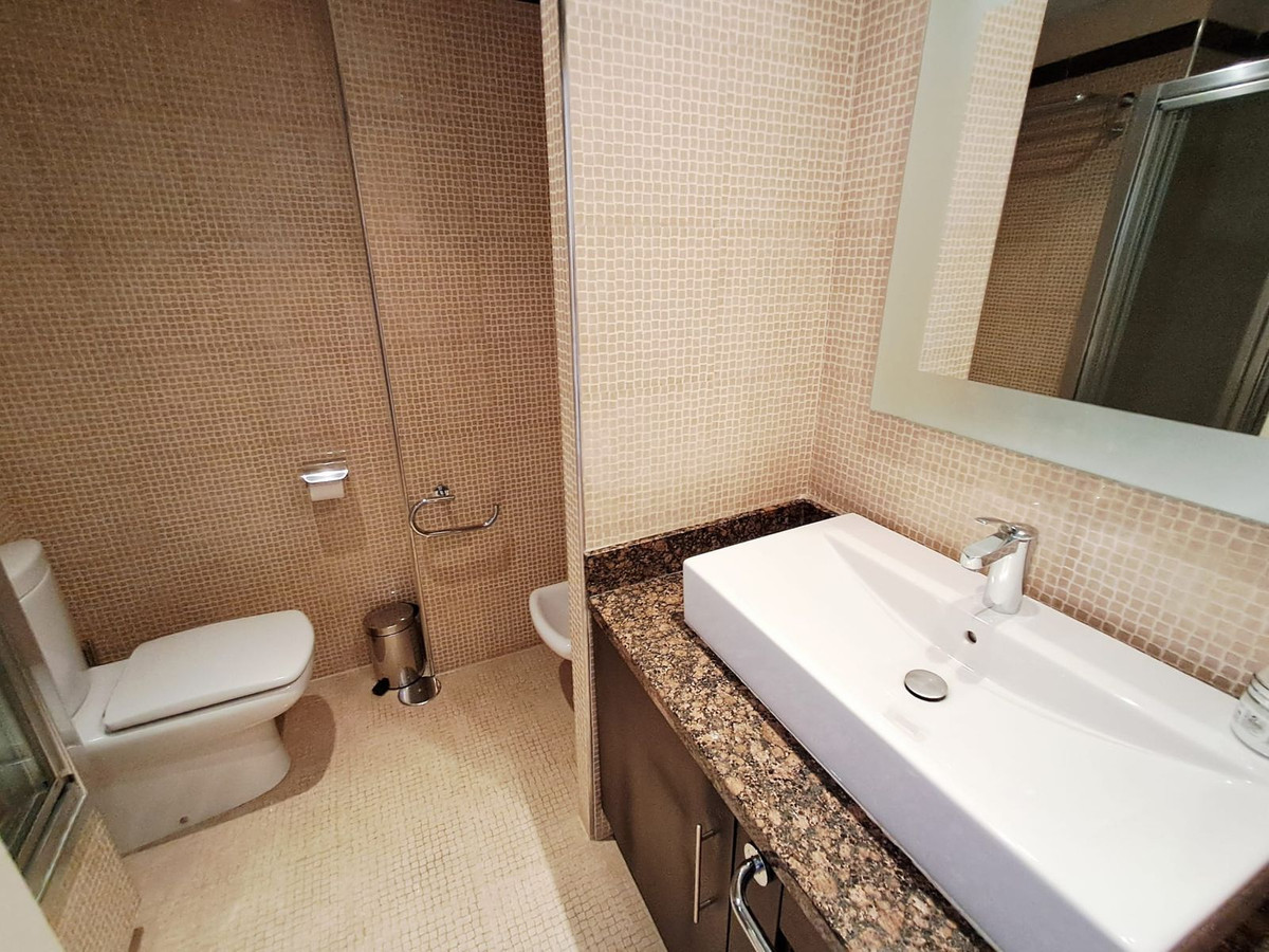 2 Bed Apartment for sale in Benalmadena Costa Del Sol, Málaga, Spain