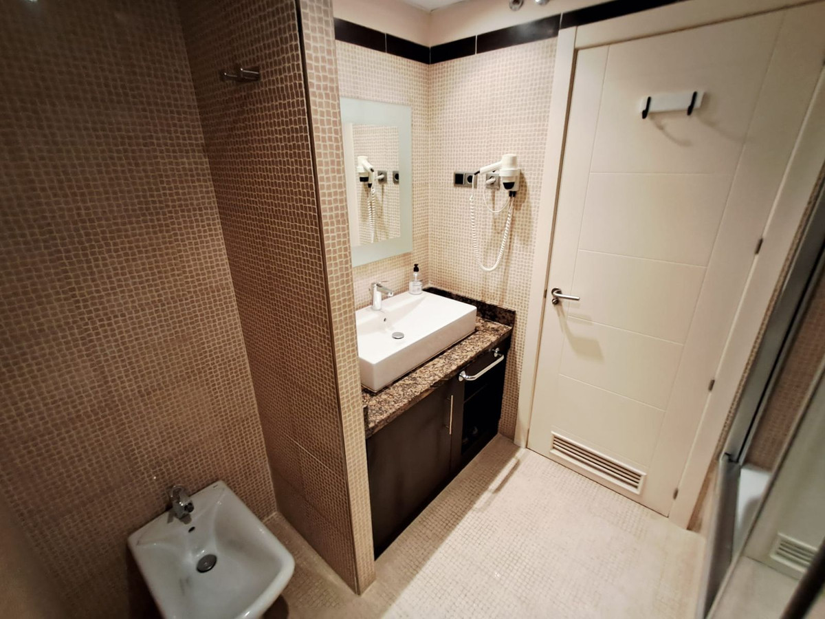 2 Bed Apartment for sale in Benalmadena Costa Del Sol, Málaga, Spain