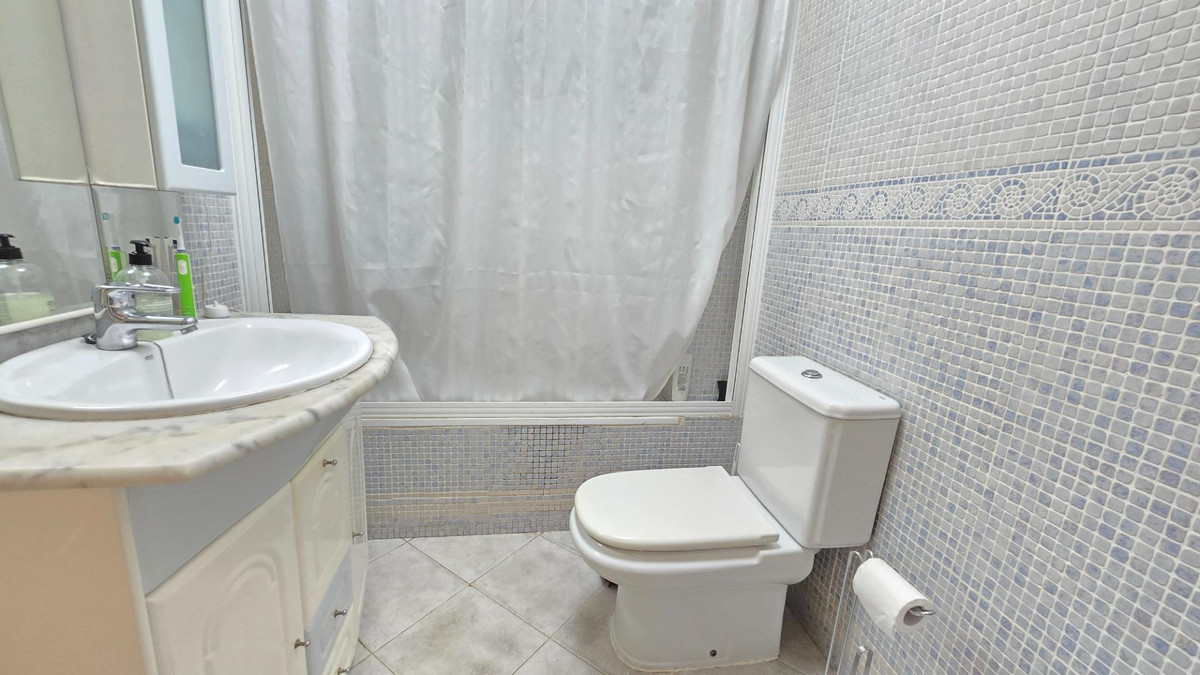 Se vende Adosada de 3 dormitorios en Costa Del Sol, Málaga, España