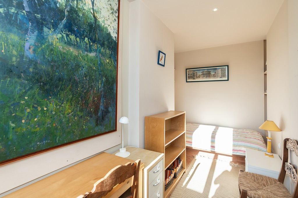 4 Bed Apartment for sale in Marbella Costa Del Sol, Málaga, Spain