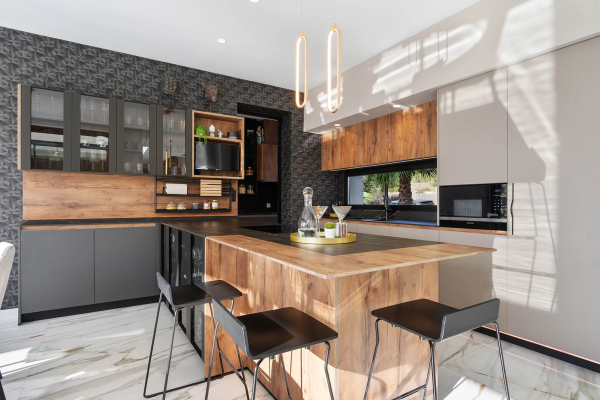 4 Bed Townhouse for sale in Villamartin Costa Blanca, Alicante, Spain
