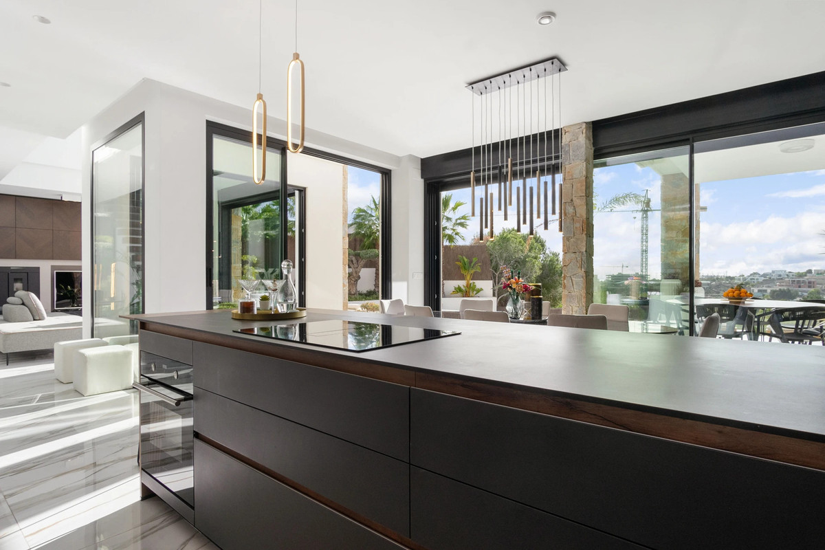 4 Bed Townhouse for sale in Villamartin Costa Blanca, Alicante, Spain