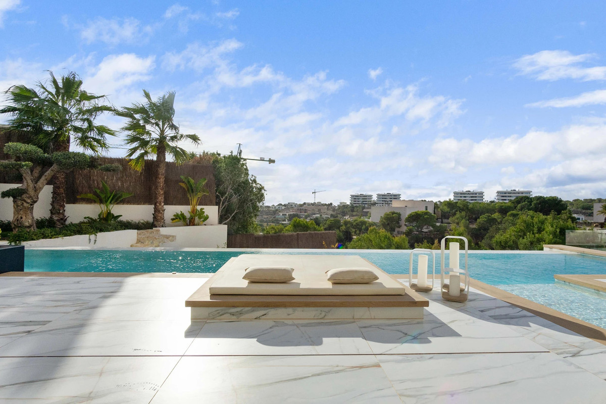 4 Bed Townhouse for sale in Villamartin Costa Blanca, Alicante, Spain
