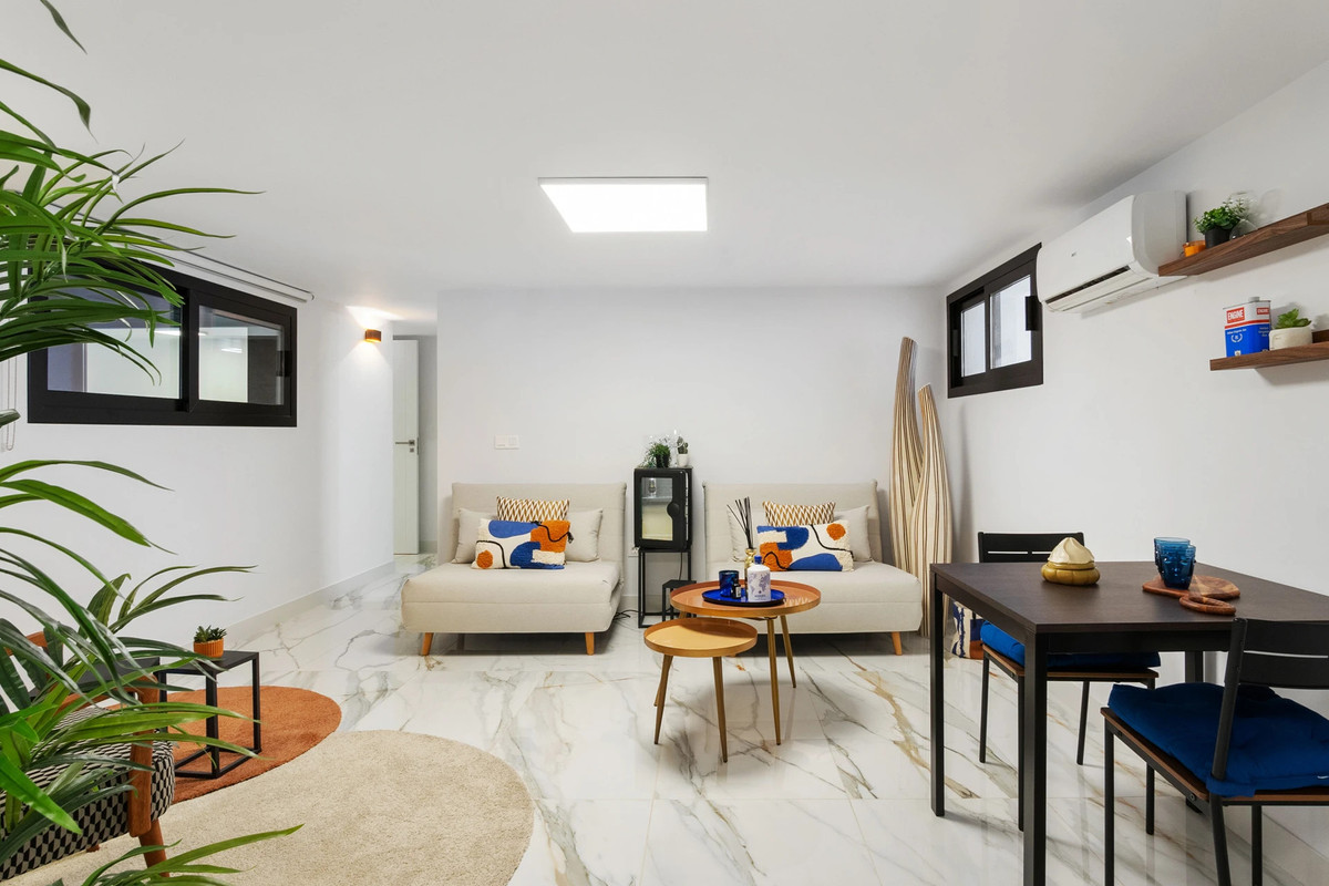 4 Bed Townhouse for sale in Villamartin Costa Blanca, Alicante, Spain