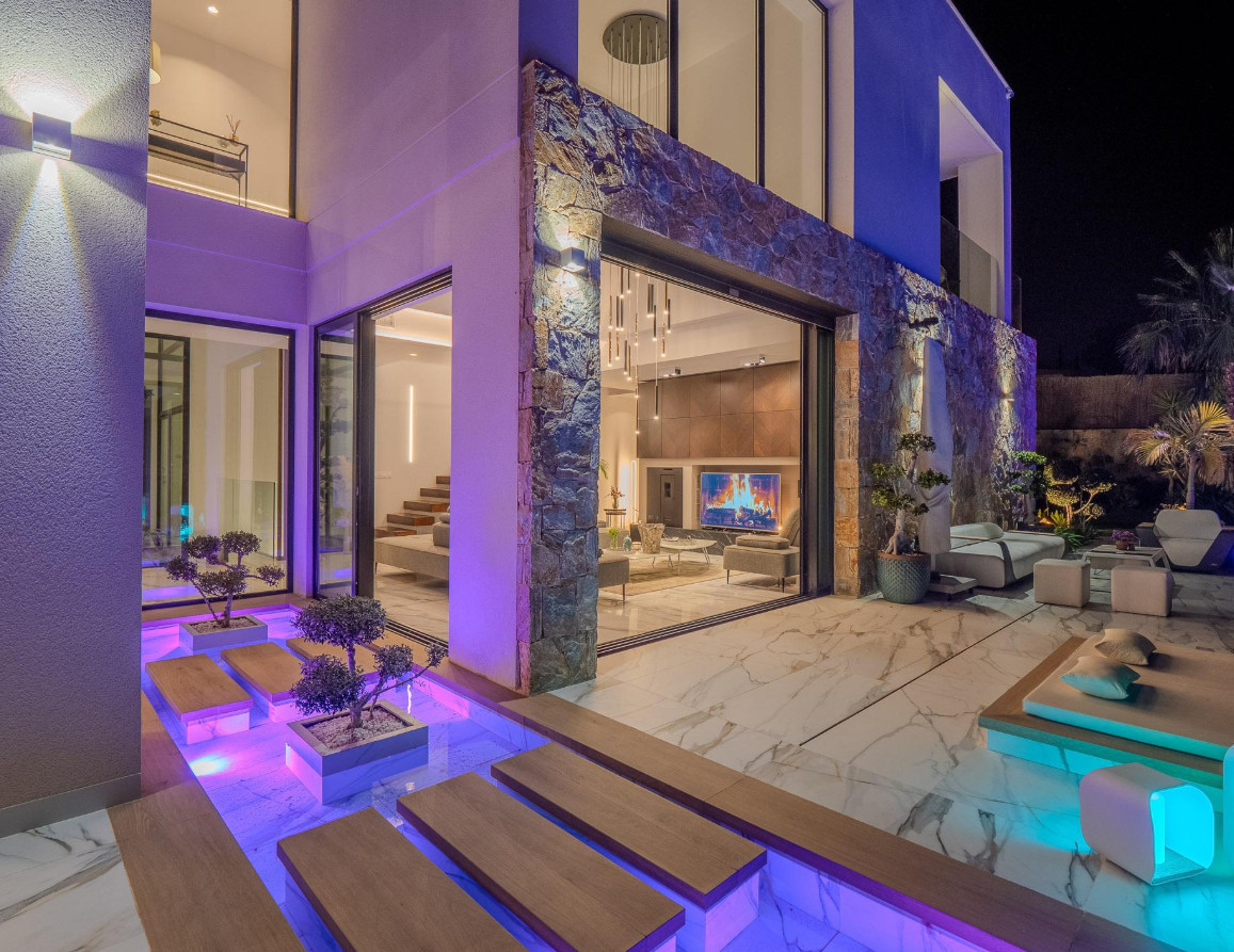 4 Bed Townhouse for sale in Villamartin Costa Blanca, Alicante, Spain
