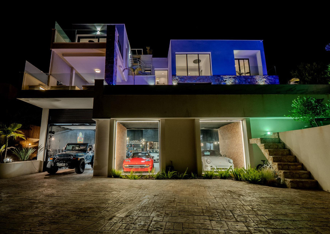 4 Bed Townhouse for sale in Villamartin Costa Blanca, Alicante, Spain