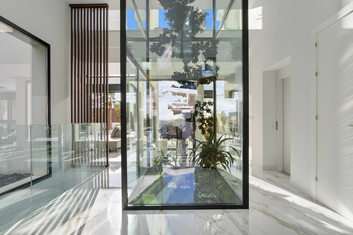 4 Bed Townhouse for sale in Villamartin Costa Blanca, Alicante, Spain