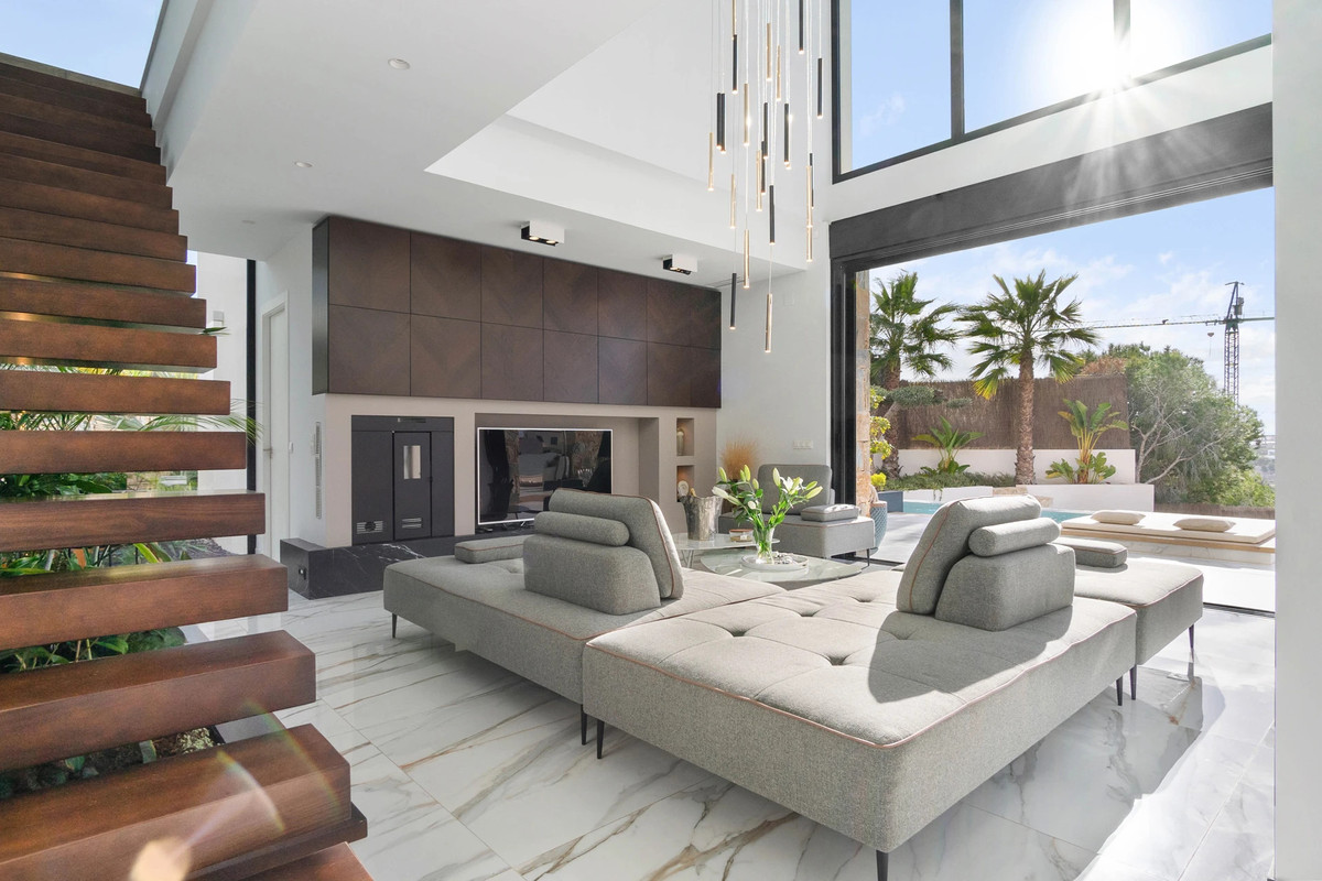 4 Bed Townhouse for sale in Villamartin Costa Blanca, Alicante, Spain