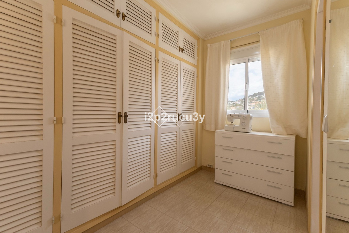 Se vende Villa - Chalet de 3 dormitorios en Costa Blanca, Alicante, España