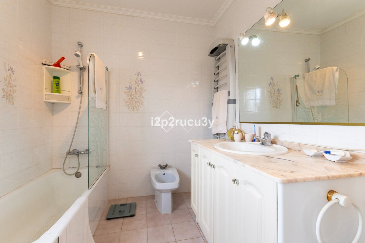 Se vende Villa - Chalet de 3 dormitorios en Costa Blanca, Alicante, España