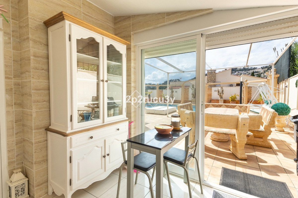 Se vende Villa - Chalet de 3 dormitorios en Costa Blanca, Alicante, España