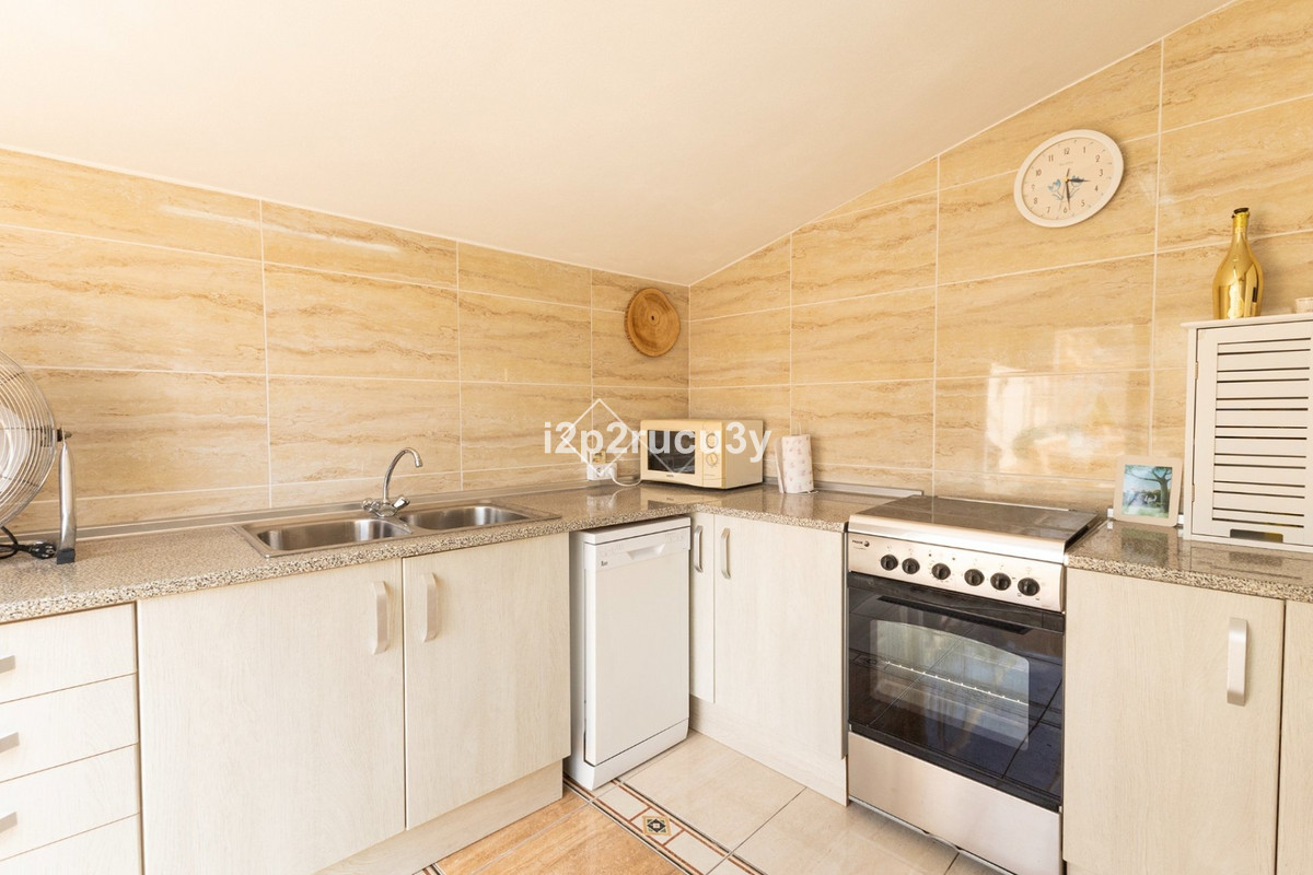 Se vende Villa - Chalet de 3 dormitorios en Costa Blanca, Alicante, España