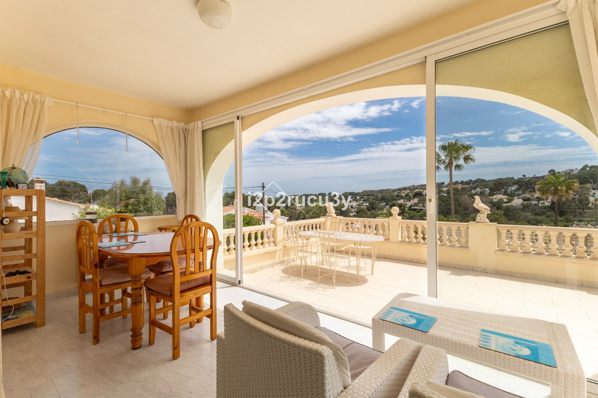 Se vende Villa - Chalet de 3 dormitorios en Costa Blanca, Alicante, España