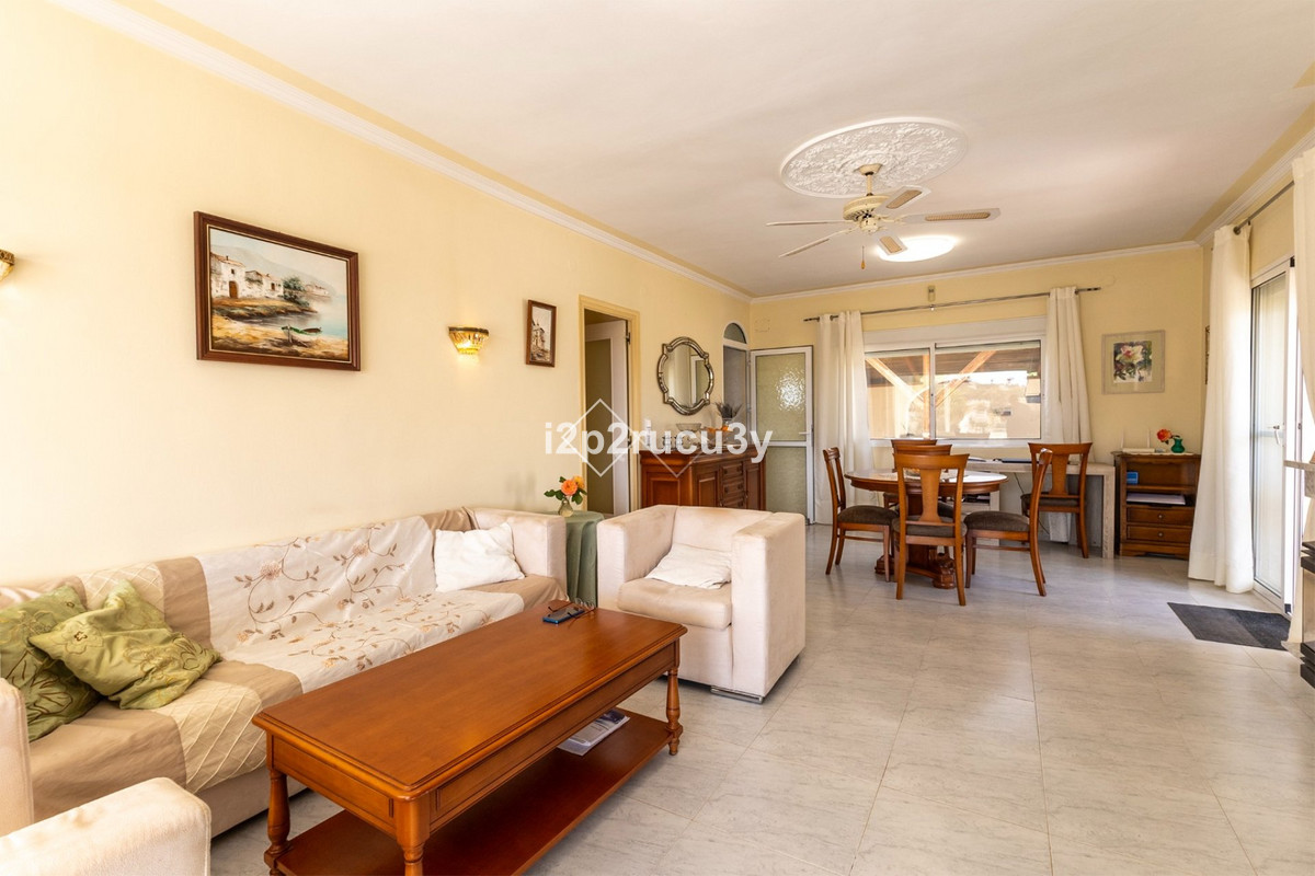 Se vende Villa - Chalet de 3 dormitorios en Costa Blanca, Alicante, España