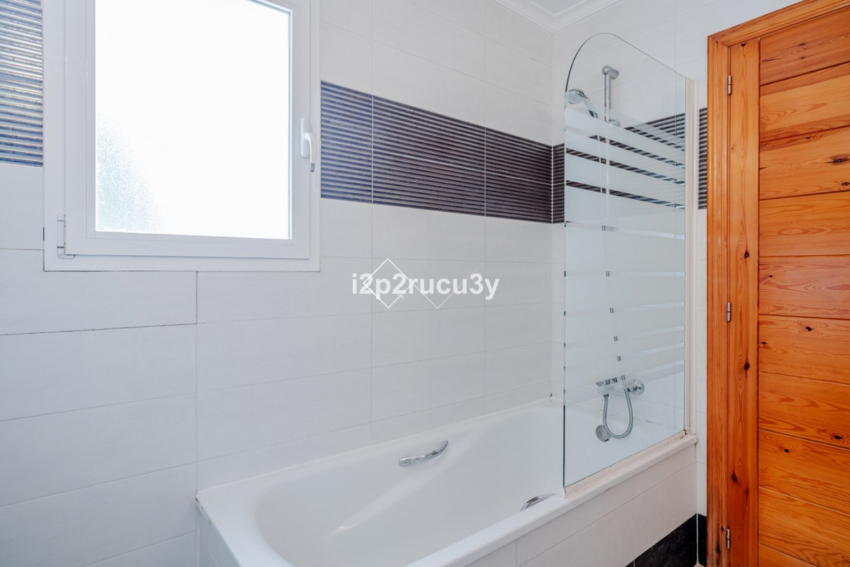 6 Bed Townhouse for sale in Moraira Costa Blanca, Alicante, Spain