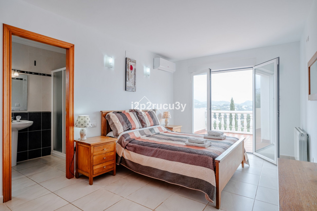 6 Bed Townhouse for sale in Moraira Costa Blanca, Alicante, Spain
