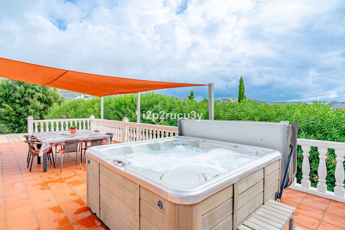 6 Bed Townhouse for sale in Moraira Costa Blanca, Alicante, Spain