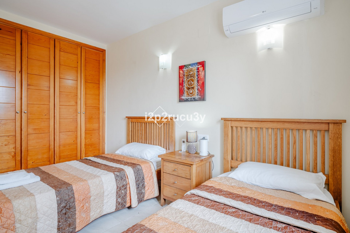 6 Bed Townhouse for sale in Moraira Costa Blanca, Alicante, Spain