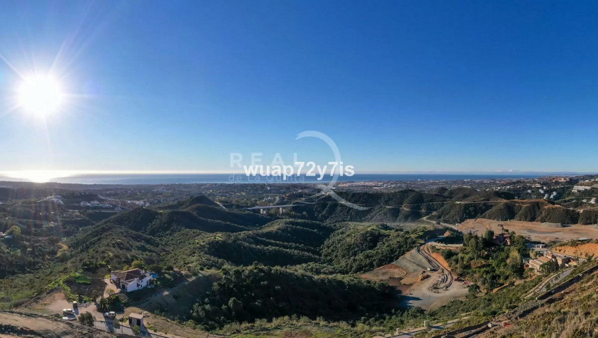 Se vende Terreno Urbano  en Costa Del Sol, Málaga, España