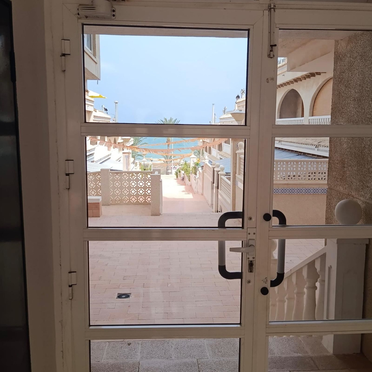 Se vende Apartamento en Planta Última de 2 dormitorios en Costa Blanca, Alicante, España