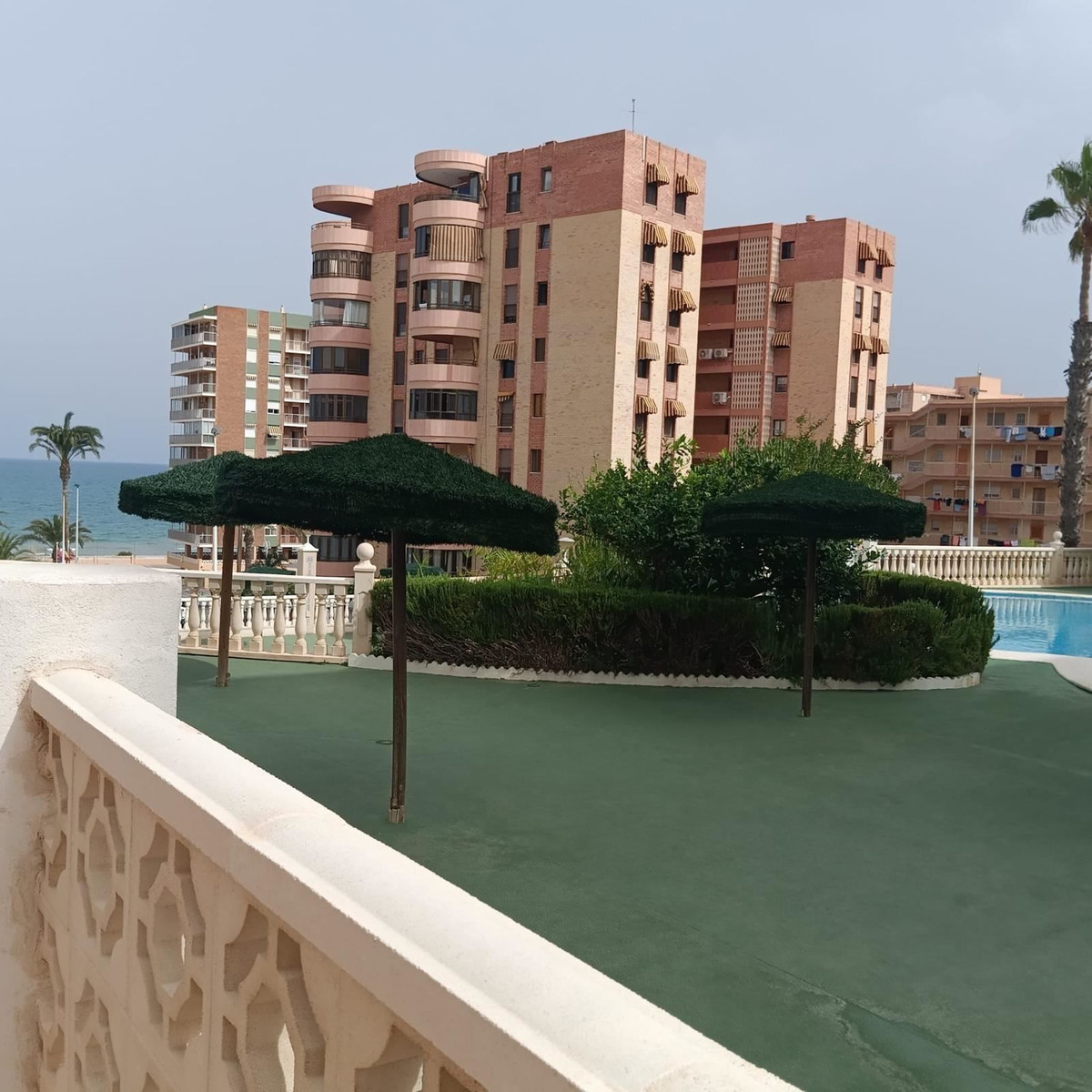Se vende Apartamento en Planta Última de 2 dormitorios en Costa Blanca, Alicante, España