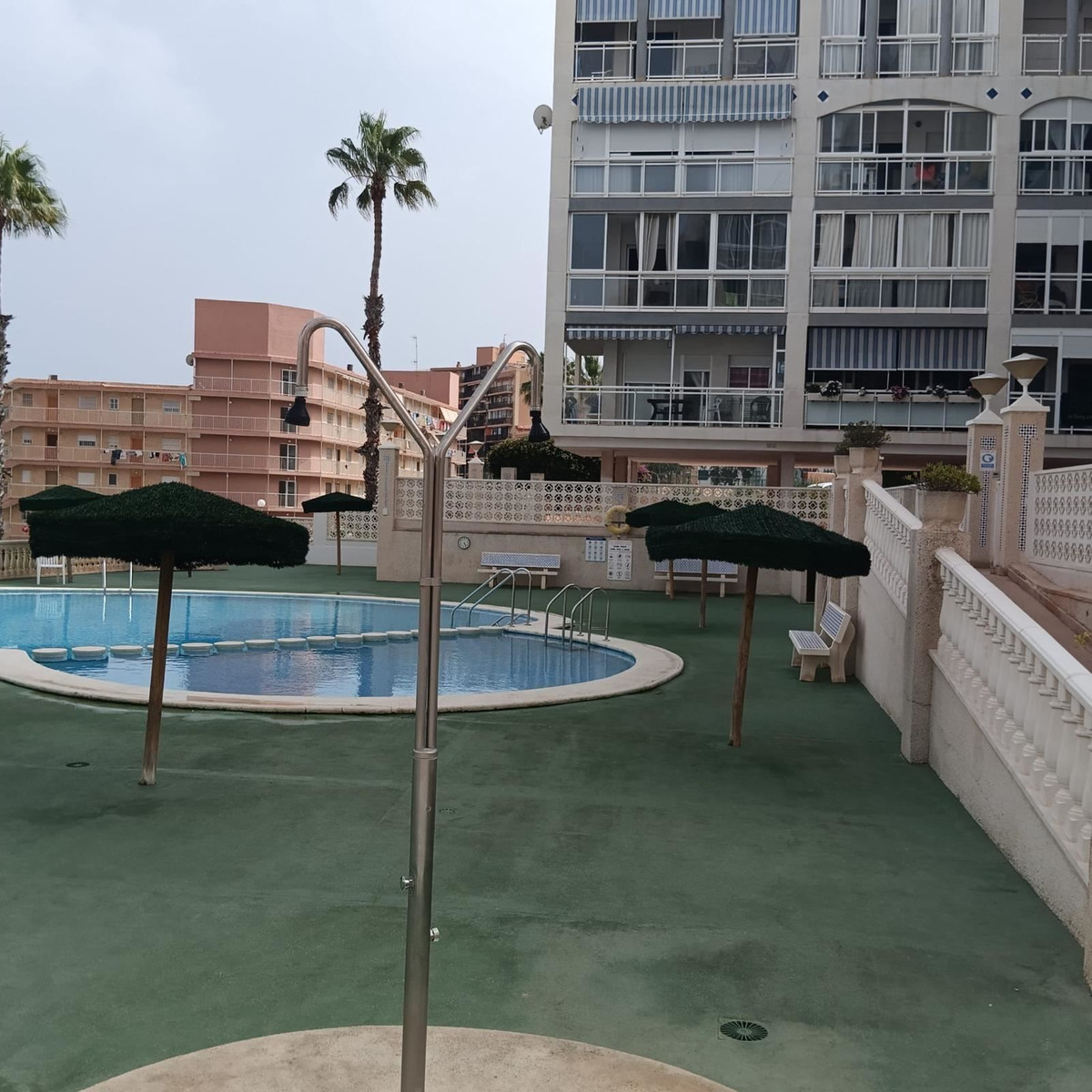 Se vende Apartamento en Planta Última de 2 dormitorios en Costa Blanca, Alicante, España
