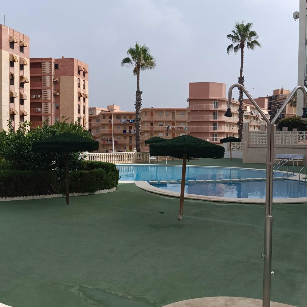 Se vende Apartamento en Planta Última de 2 dormitorios en Costa Blanca, Alicante, España
