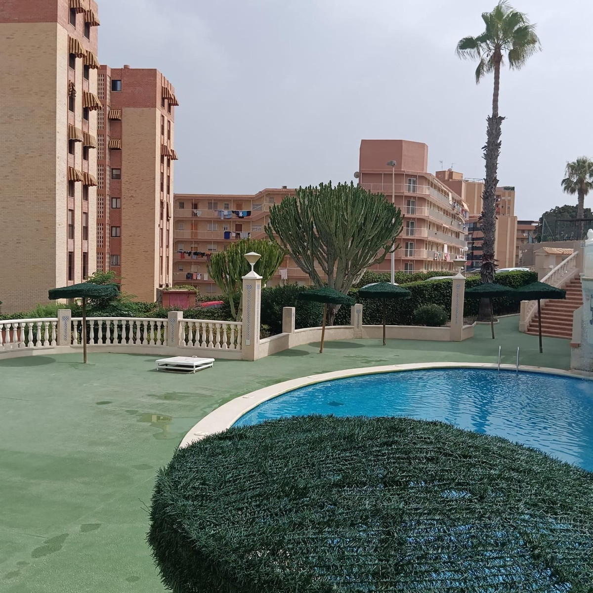 Se vende Apartamento en Planta Última de 2 dormitorios en Costa Blanca, Alicante, España