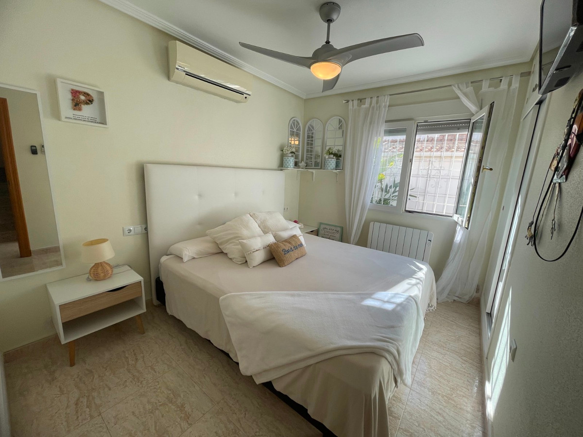 Se vende Adosada de 3 dormitorios en Costa Blanca, Alicante, España