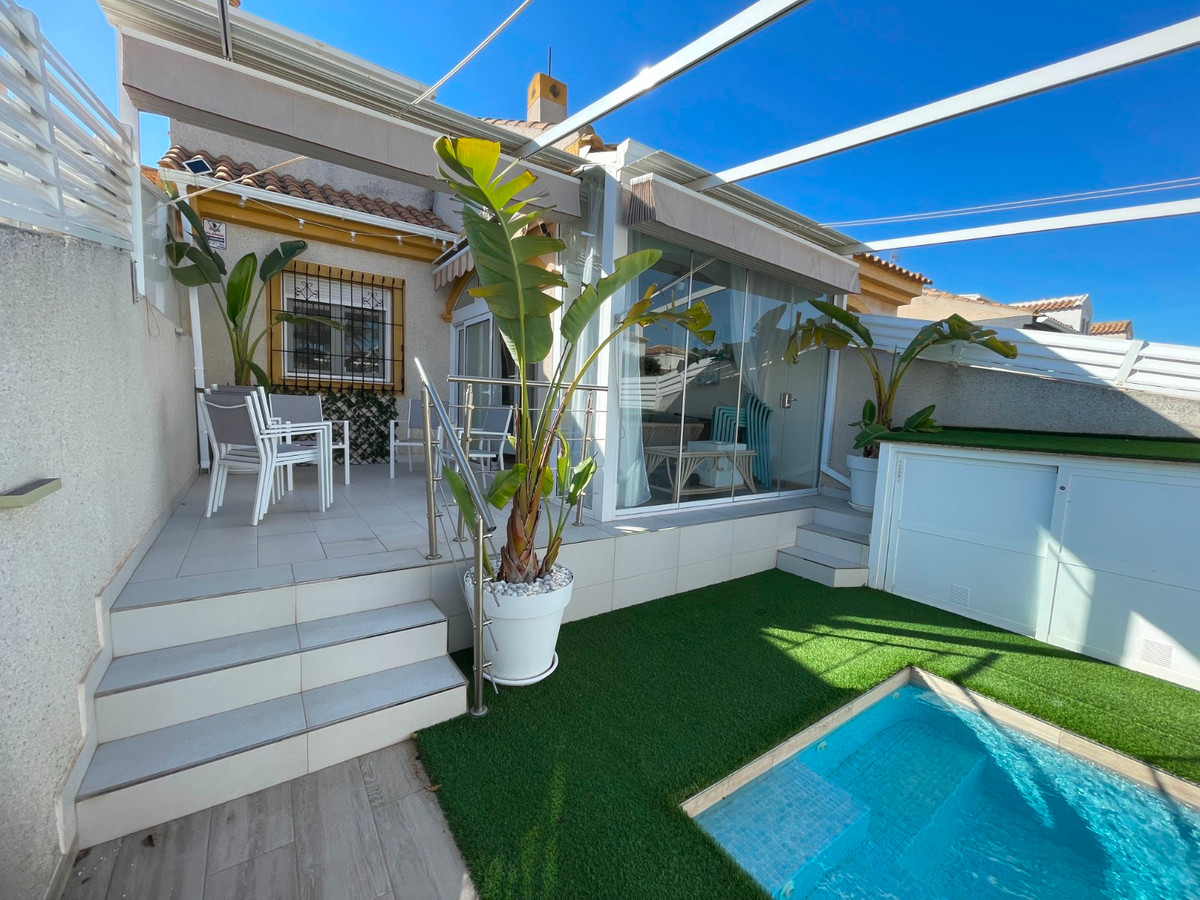 Se vende Adosada de 3 dormitorios en Costa Blanca, Alicante, España