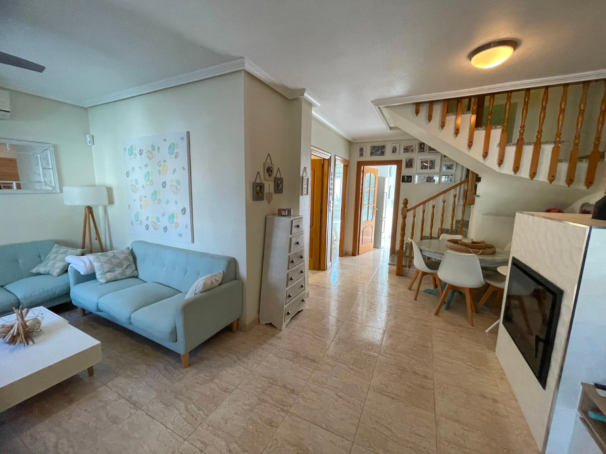 Se vende Adosada de 3 dormitorios en Costa Blanca, Alicante, España
