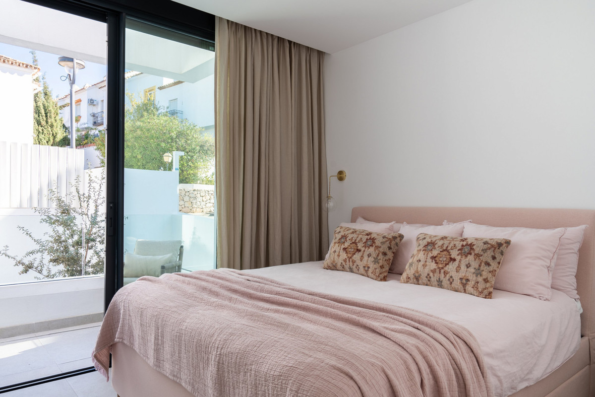 3 Bed Apartment for sale in Artola Costa Del Sol, Málaga, Spain