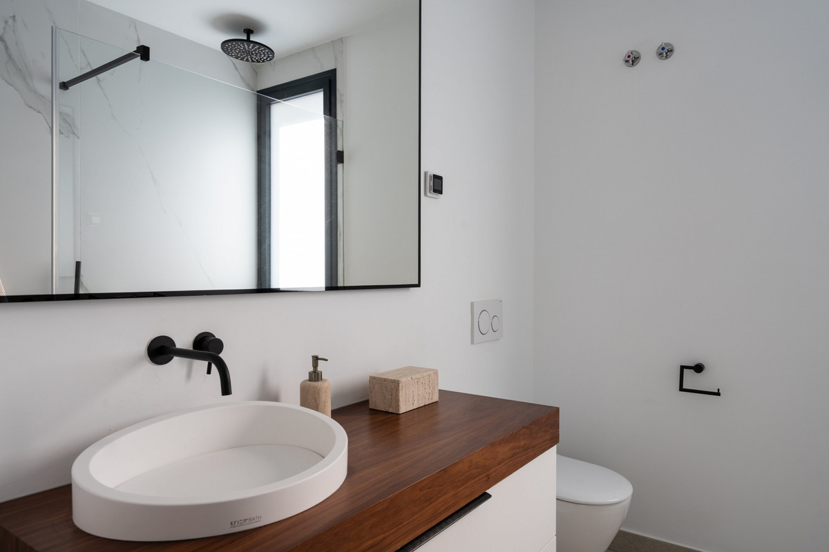 3 Bed Apartment for sale in Artola Costa Del Sol, Málaga, Spain