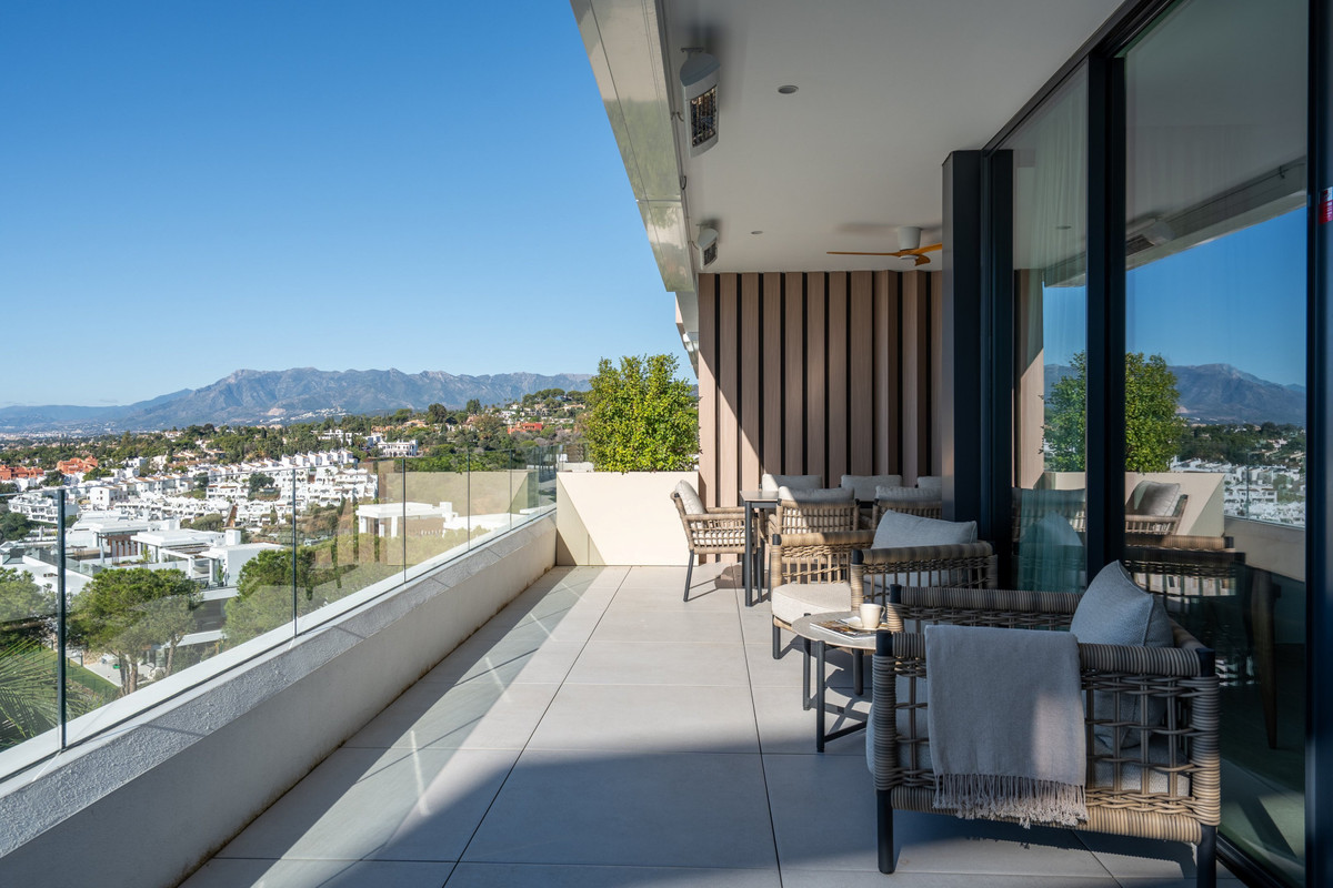 3 Bed Apartment for sale in Artola Costa Del Sol, Málaga, Spain