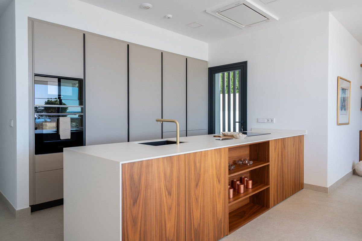 3 Bed Apartment for sale in Artola Costa Del Sol, Málaga, Spain